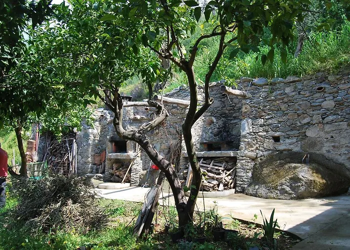 Alojamento de Acomodação e Pequeno-almoço Al Melograno Belmonte Calabro